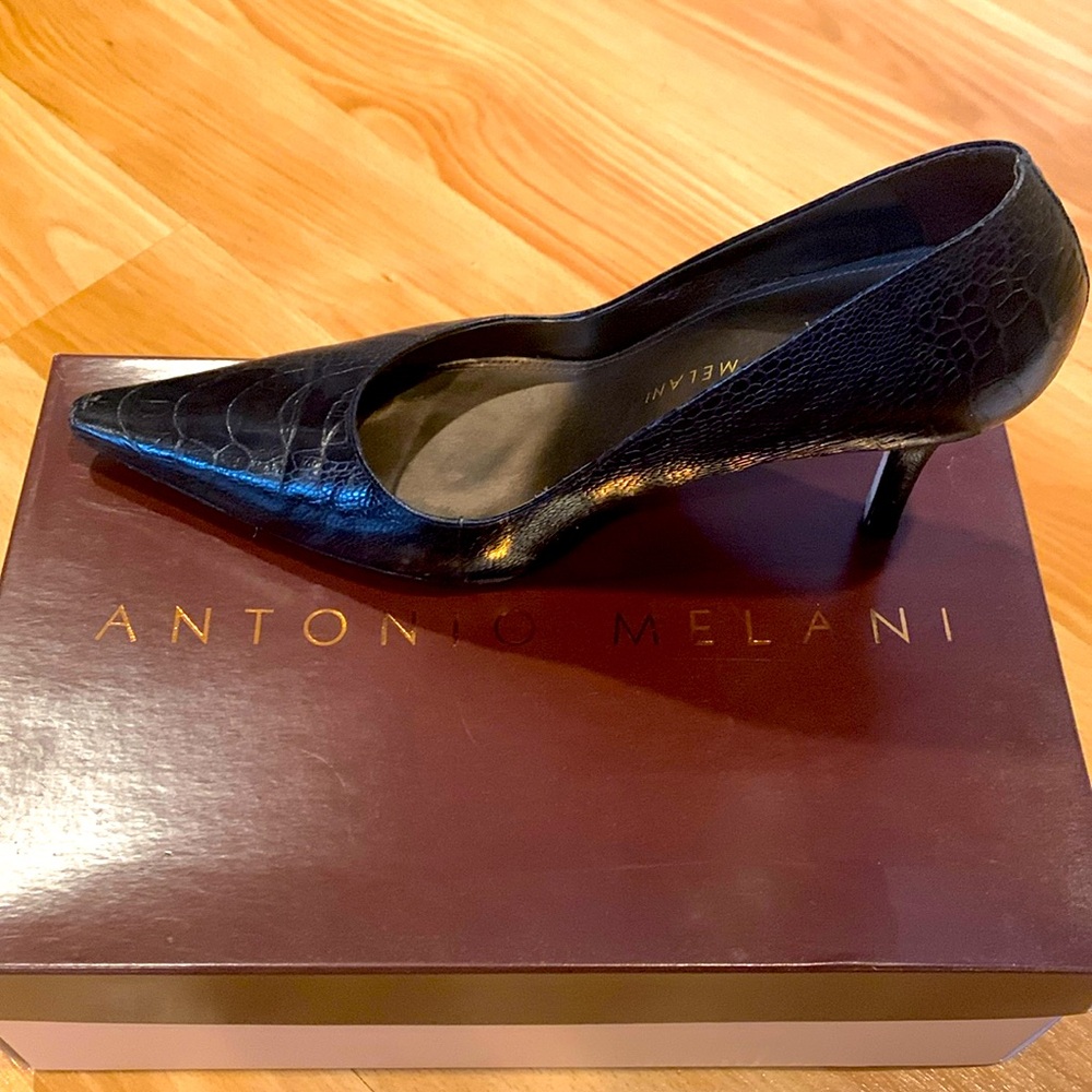 Dark Navy Blue Genuine Leather Heels Size 9.5M